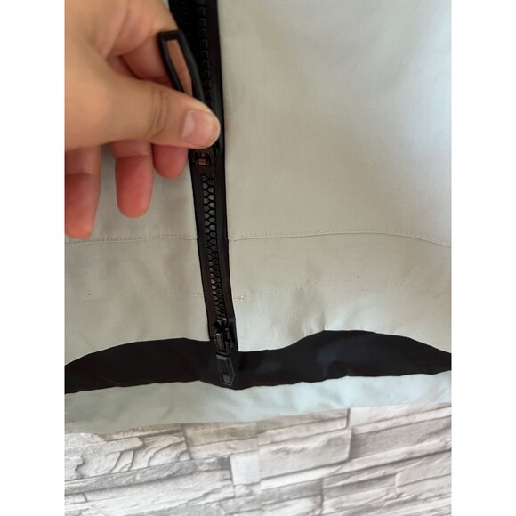 NWT Women’s Adidas Terrex Techrock 3L Rain.RDY Alpine Skiing Medium Jacket - Picture 12 of 16